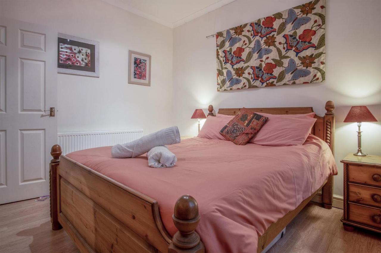 Arcadia - 1 Bedroom Apartment - Tenby Bagian luar foto